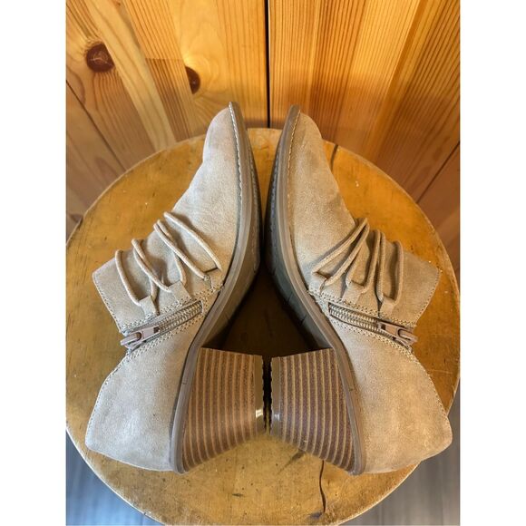 Rocket Dog Camel Color Booties, Size 7 - Picture 6 of 9